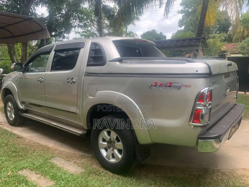 Toyota Hilux Vigo 2007 Pickup (Used)