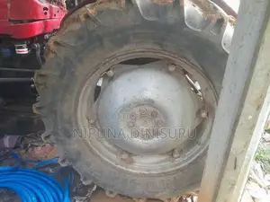 Massey-Ferguson 135 1997 Tractor (Used)