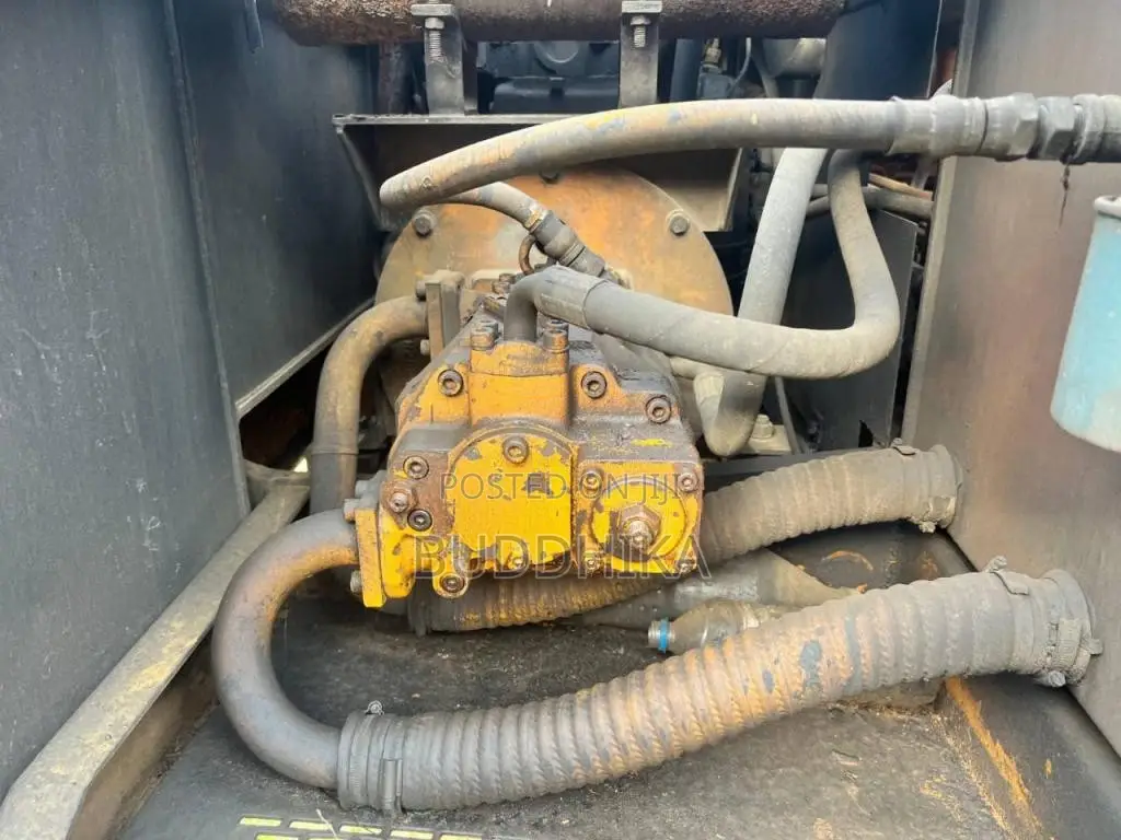 Kobelco 70 SK03 1990 Heavy-Duty (Used)