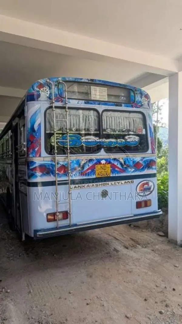 Ashok-Leyland Viking 2011 Bus (Used)