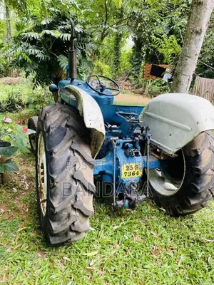 Ford 3000 1980 Tractor (Used)