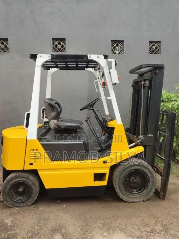 Toyota Forklift 2006 Heavy-Duty (Used)