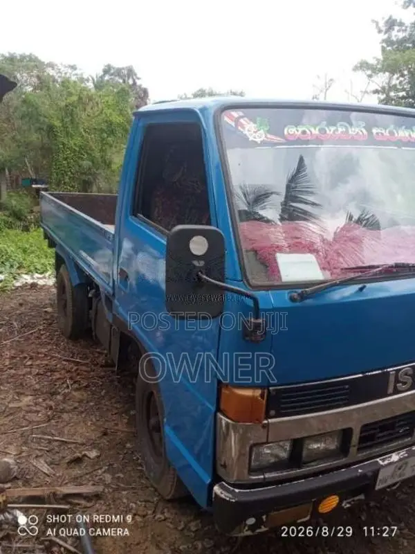 Isuzu ELF Single Wheel 1988 Lorry (Used)