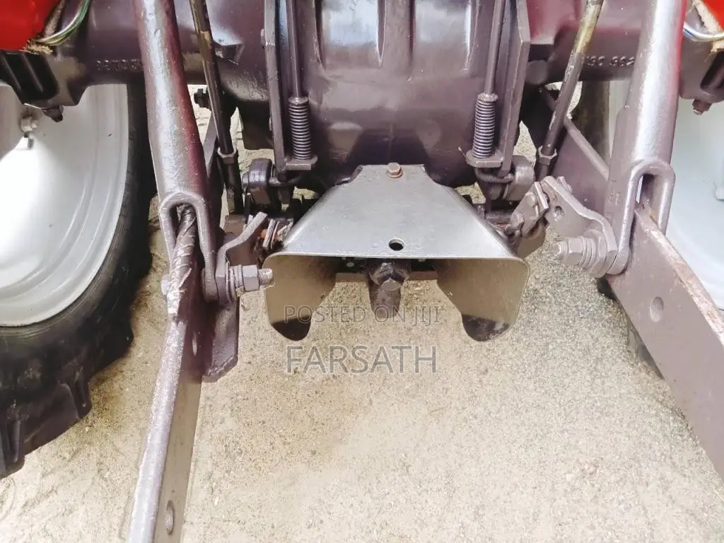 Massey-Ferguson MF 240 1994 Tractor (Used)