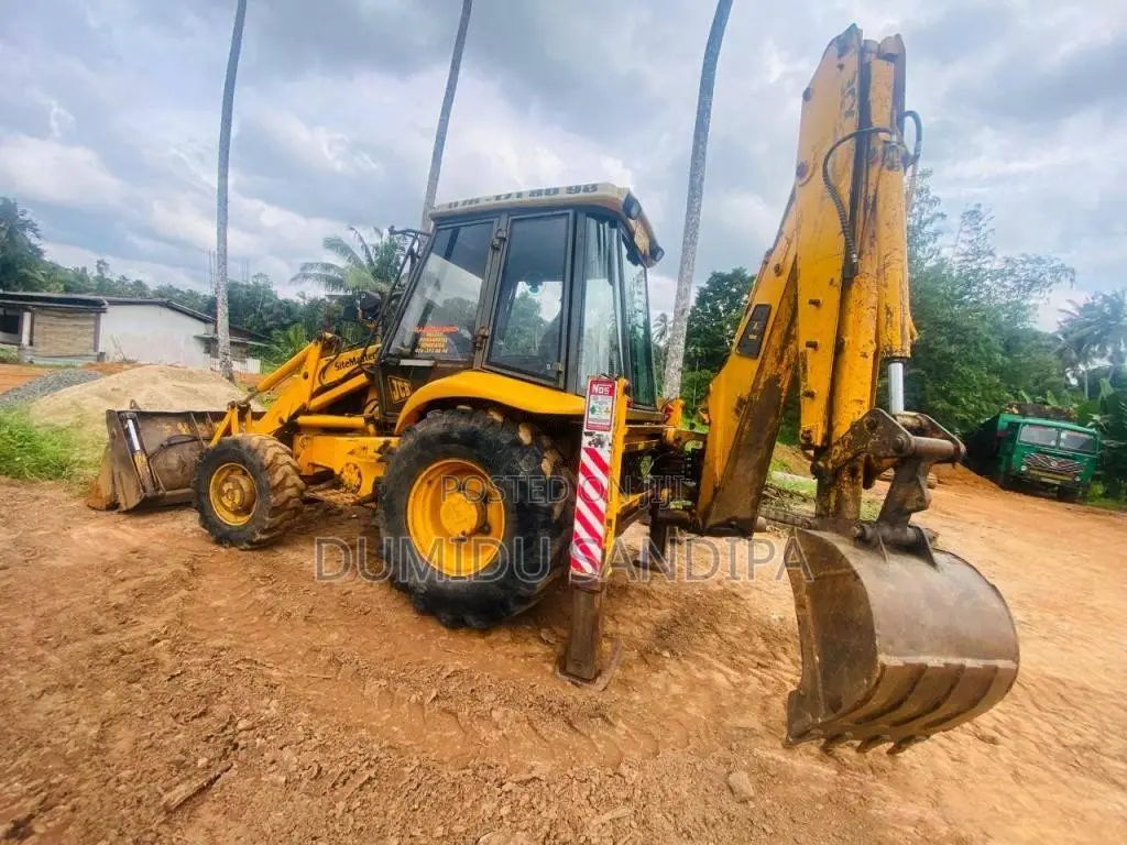 JCB 3CX 1996 Heavy-Duty (Used)
