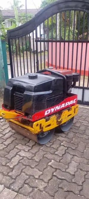Sakai Dyna Pac 2020 Heavy-Duty (Used)