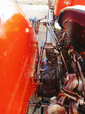 Massey-Ferguson 240.enland 1998 Tractor (Used)