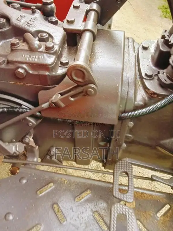 Massey-Ferguson MF 240 1994 Tractor (Used)