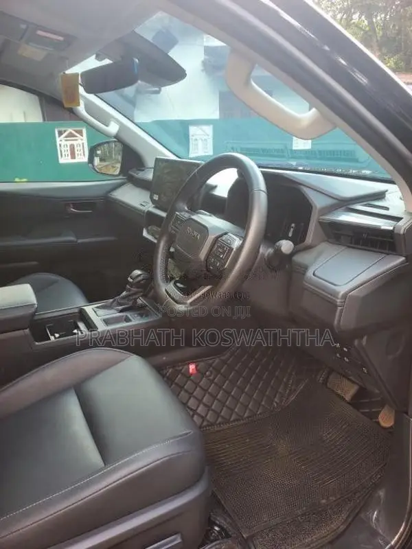 Toyota Hilux Travo Overland Plus 2026 Pickup (Used)