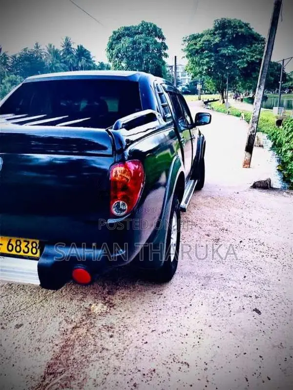 Mitsubishi L200 2007 Pickup (Used)