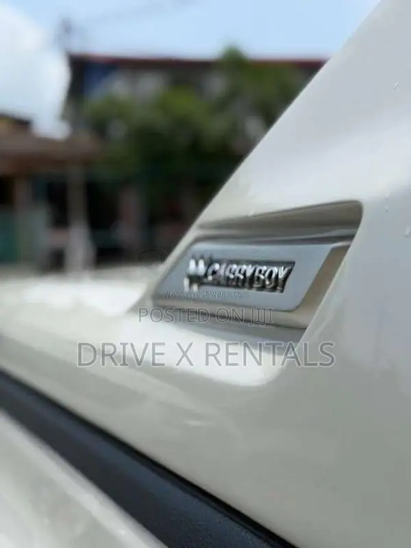 Toyota Hilux 2017 Pickup (Used)