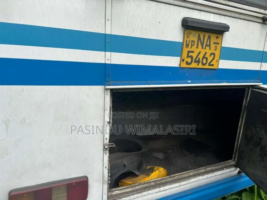 Ashok-Leyland Ruby 2007 Bus (Used)