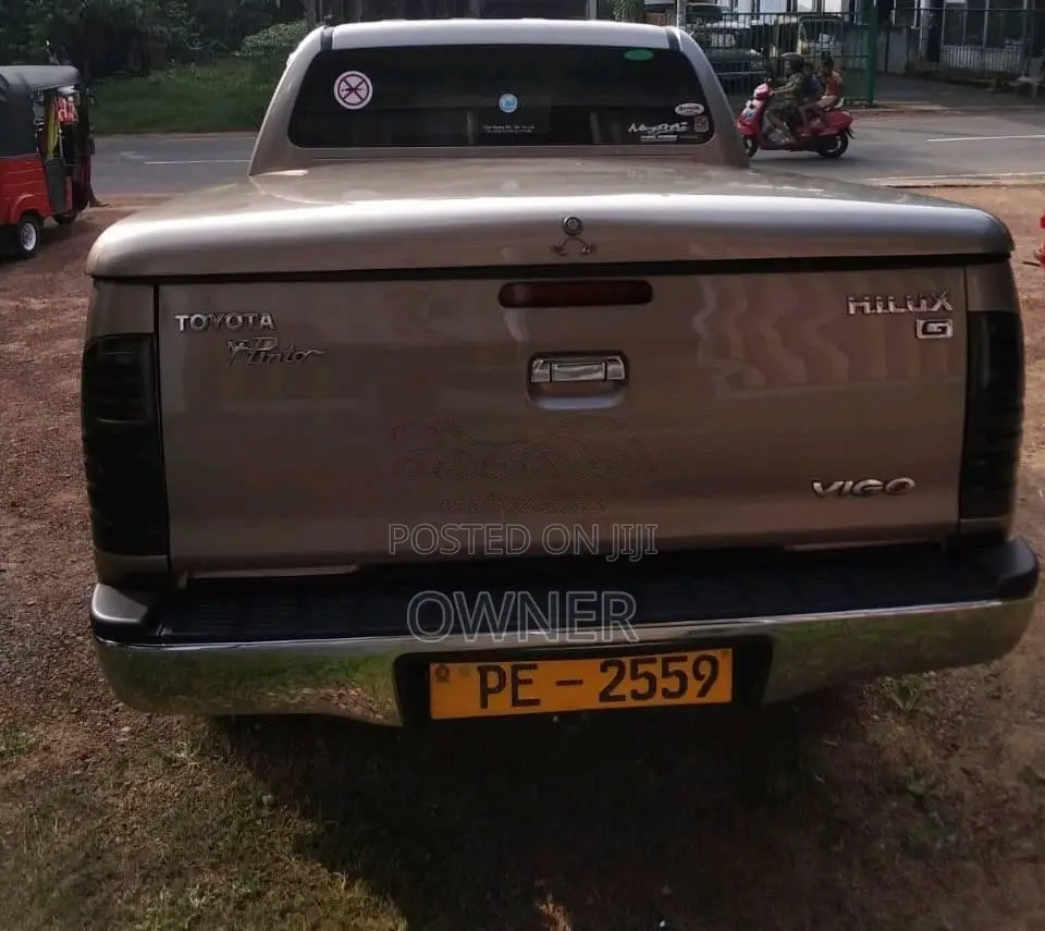 Toyota Hilux Vigo G Grade 2008 Pickup (Used)