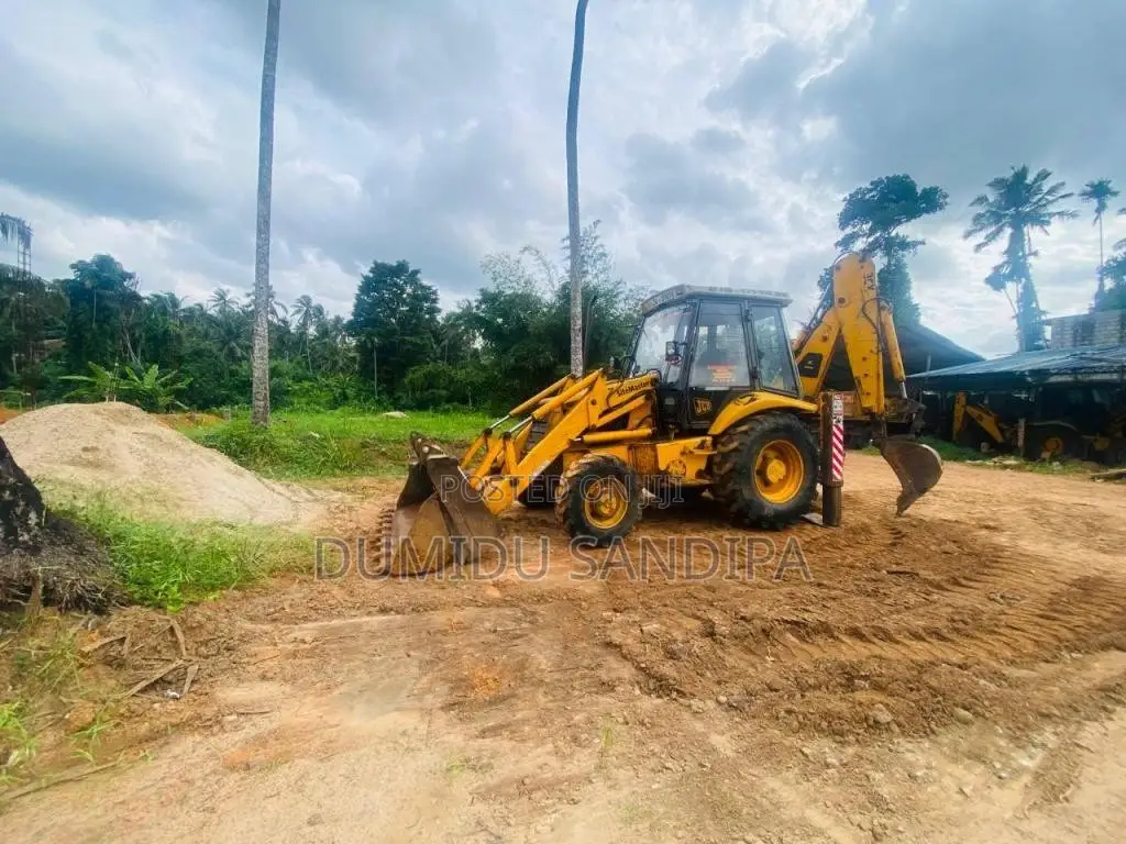 JCB 3CX 1996 Heavy-Duty (Used)