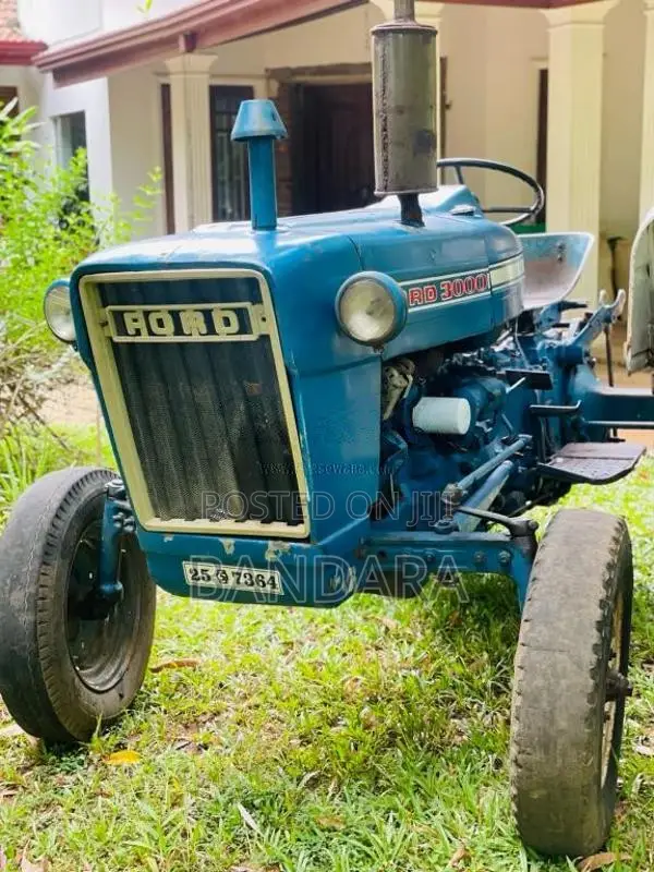Ford 3000 1980 Tractor (Used)