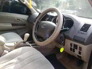 Toyota Hilux Vigo G Grade 2008 Pickup (Used)