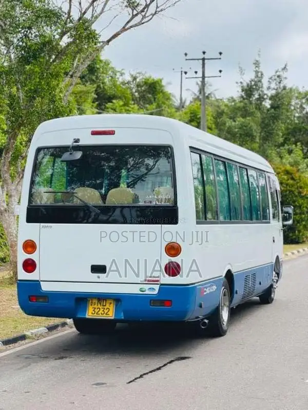 Mitsubishi Rosa 2012 Bus (Used)
