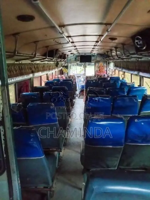 Ashok-Leyland Viking 2002 Bus (Used)