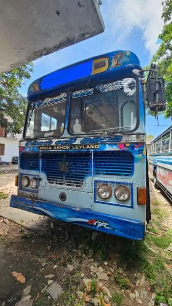 Ashok-Leyland Hino Power 2007 Bus (Used)