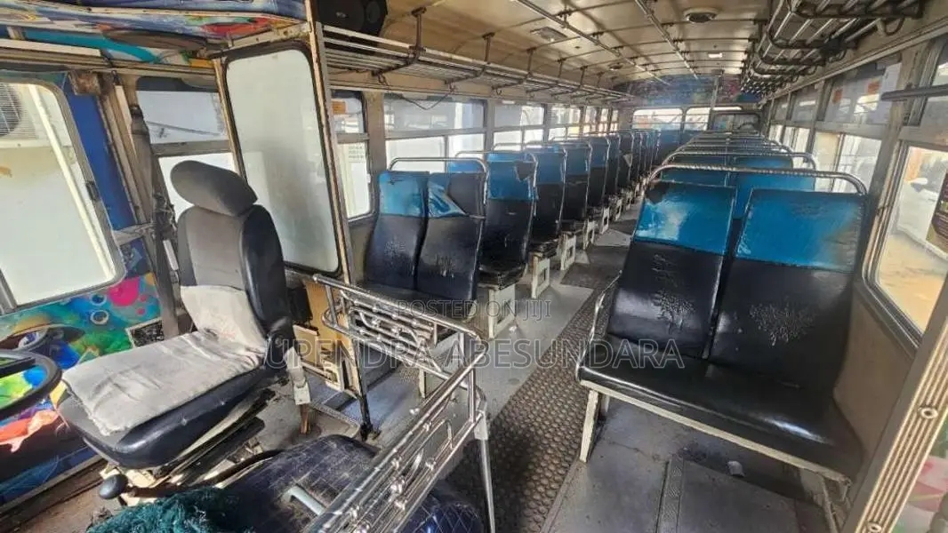 Ashok-Leyland Hino Power 2007 Bus (Used)
