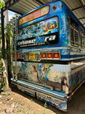 Ashok-Leyland Viking 2015 Bus (Used)