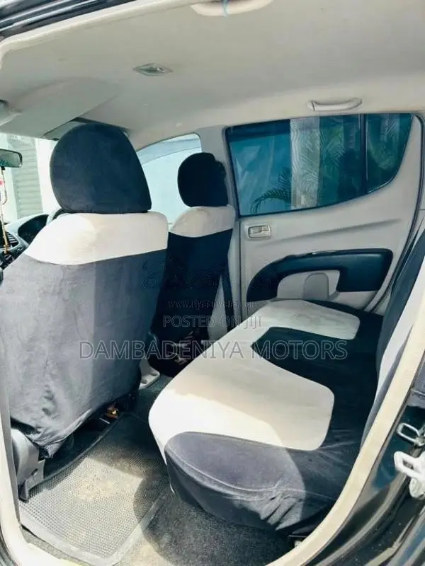 Mitsubishi L200 2012 Pickup (Used)