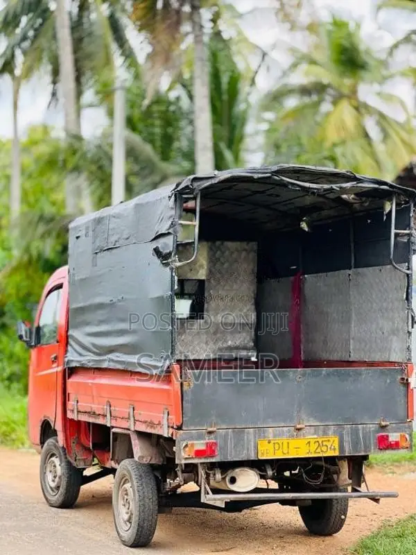 Mahindra Maxximo 2012 Lorry (Used)