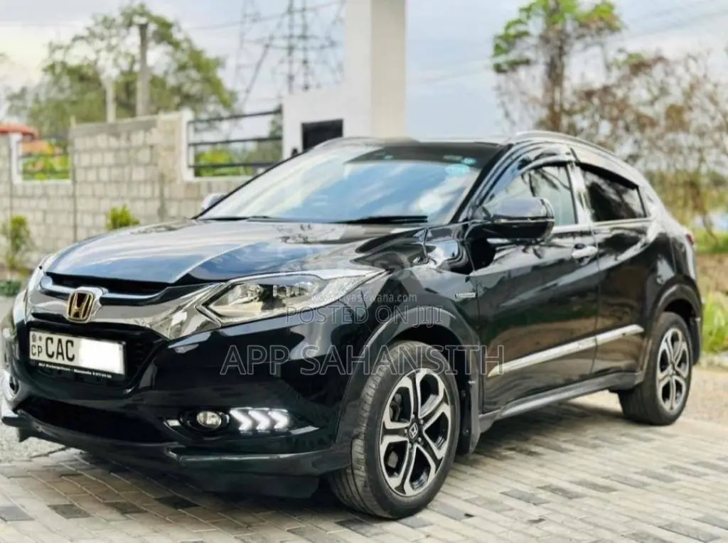 Honda Vezel 2014 SUV (Used)