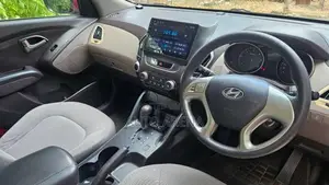 Hyundai Tucson 2011 SUV (Used)