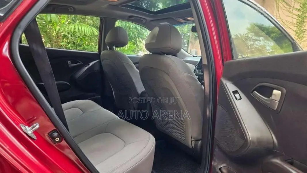 Hyundai Tucson 2011 SUV (Used)