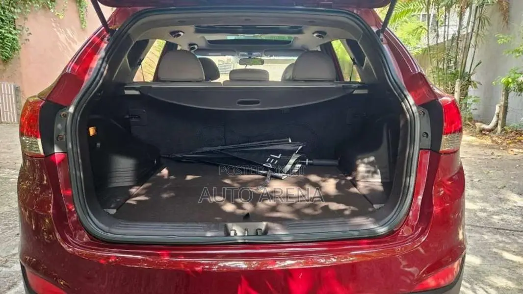 Hyundai Tucson 2011 SUV (Used)