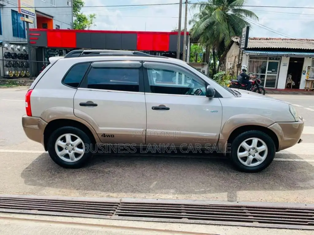 Hyundai Tucson 2005 SUV (Used)