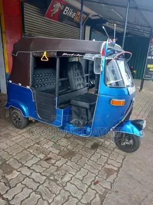 Bajaj RE 2 Stroke 2004 Three Wheel (Used)