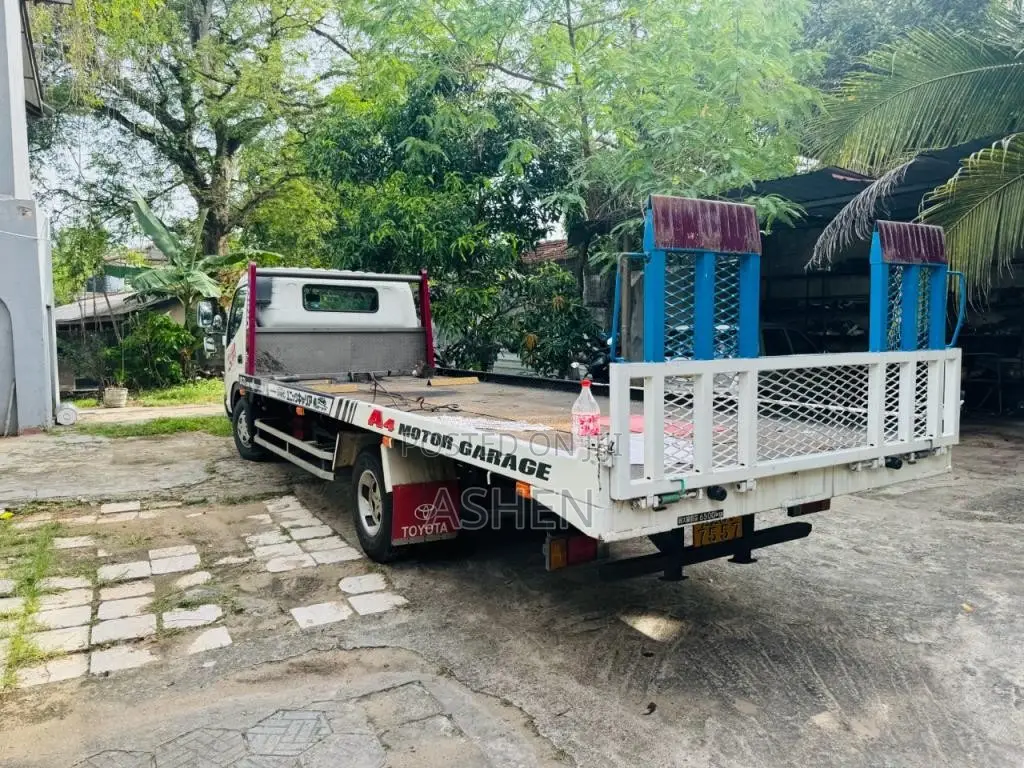 Toyota Car Carrier 1999 Heavy-Duty (Used)
