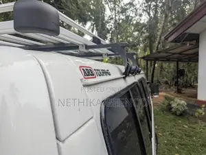 Mitsubishi PO5 1992 Van (Used)