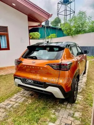 Nissan Magnite 2025 SUV (Used)