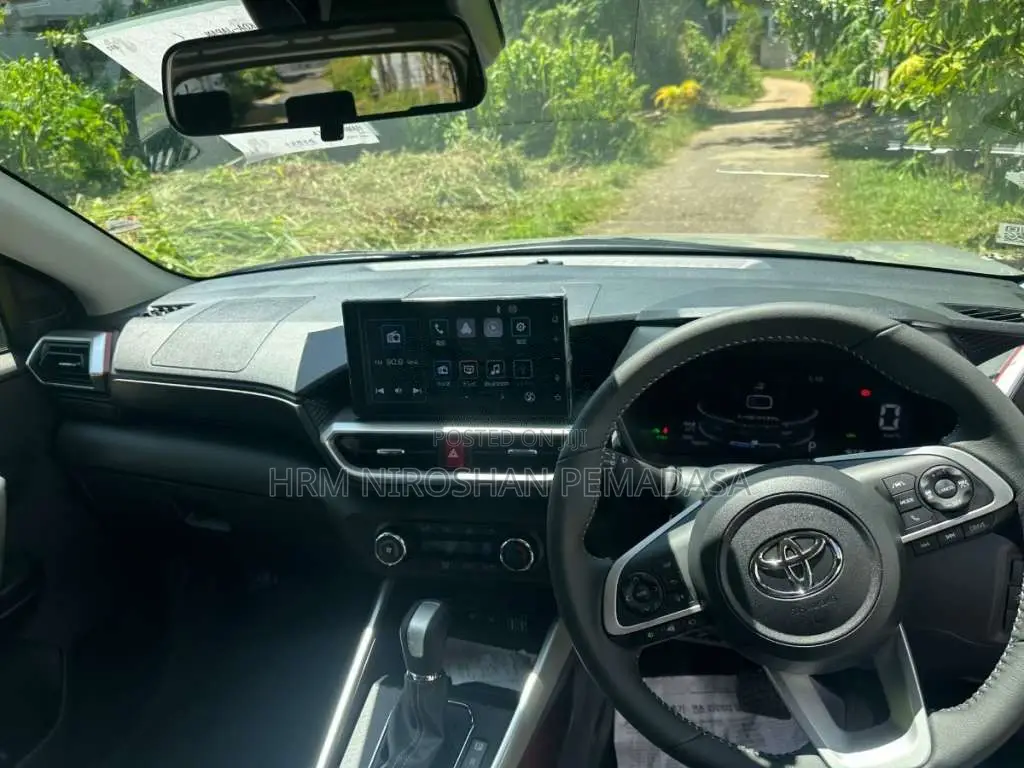 Toyota Raize Zista BSM 2026 SUV Brand New