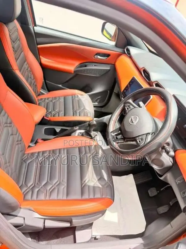 Nissan Magnite 2025 SUV (Used)