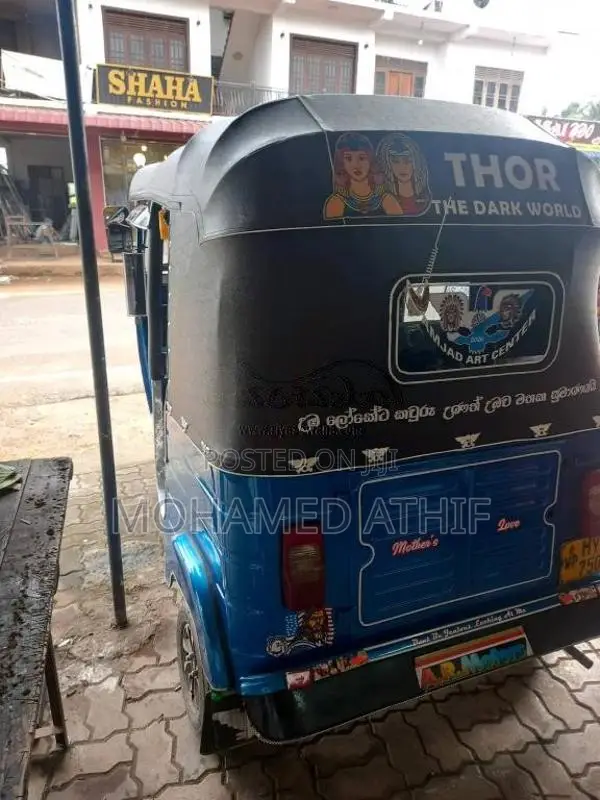 Bajaj RE 2 Stroke 2004 Three Wheel (Used)
