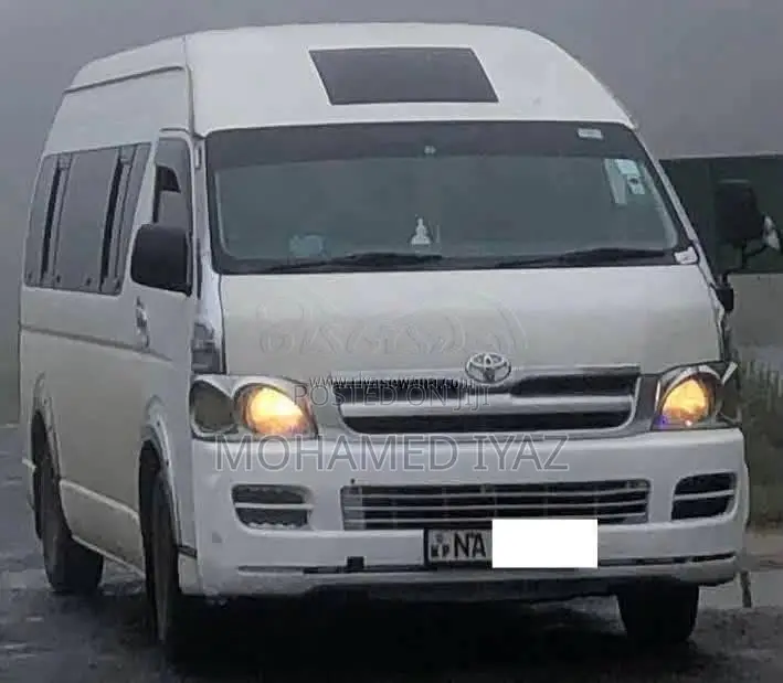 Toyota KDH High Roof 2006 Van (Used)
