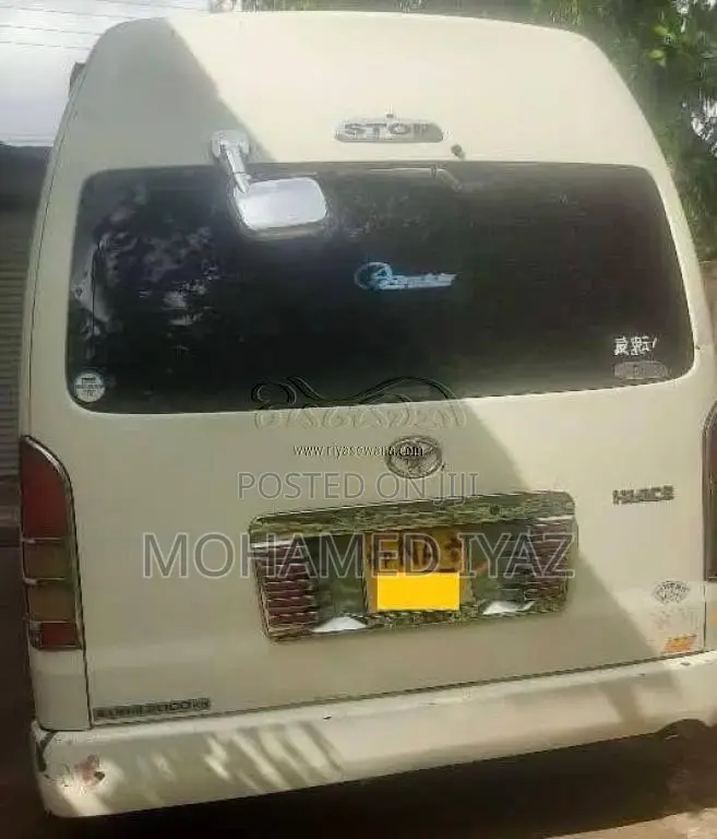 Toyota KDH High Roof 2006 Van (Used)