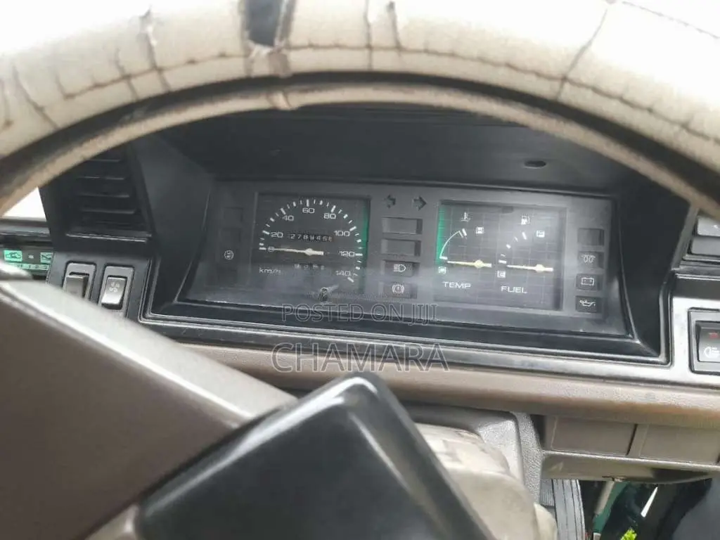 Nissan Vanette 1993 Van (Used)