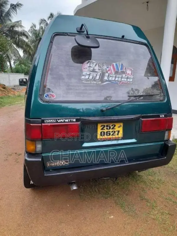 Nissan Vanette 1993 Van (Used)