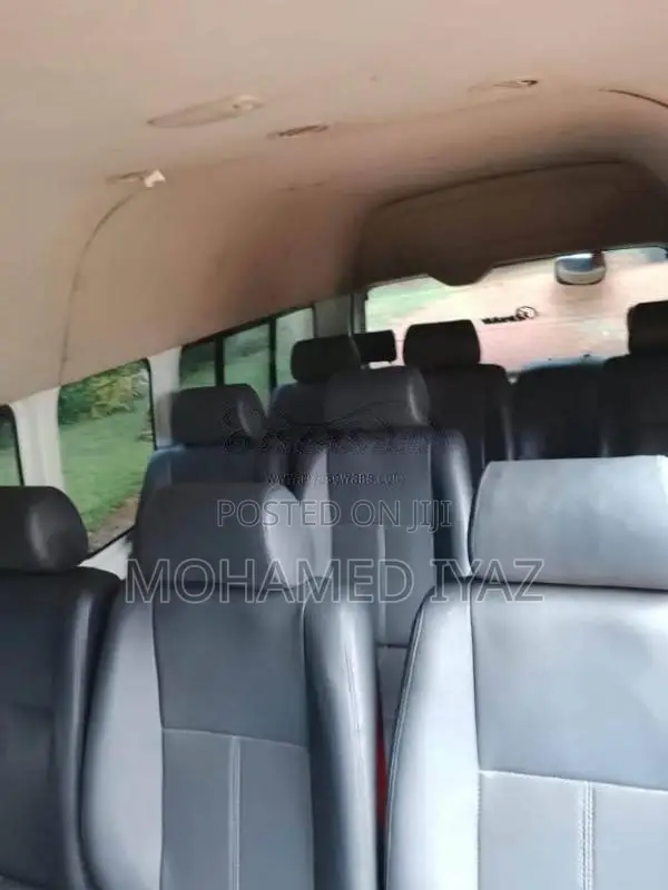 Toyota KDH High Roof 2006 Van (Used)