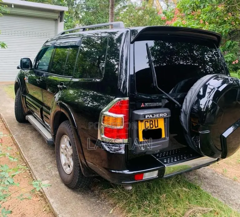 Mitsubishi Montero 2026 SUV (Used)
