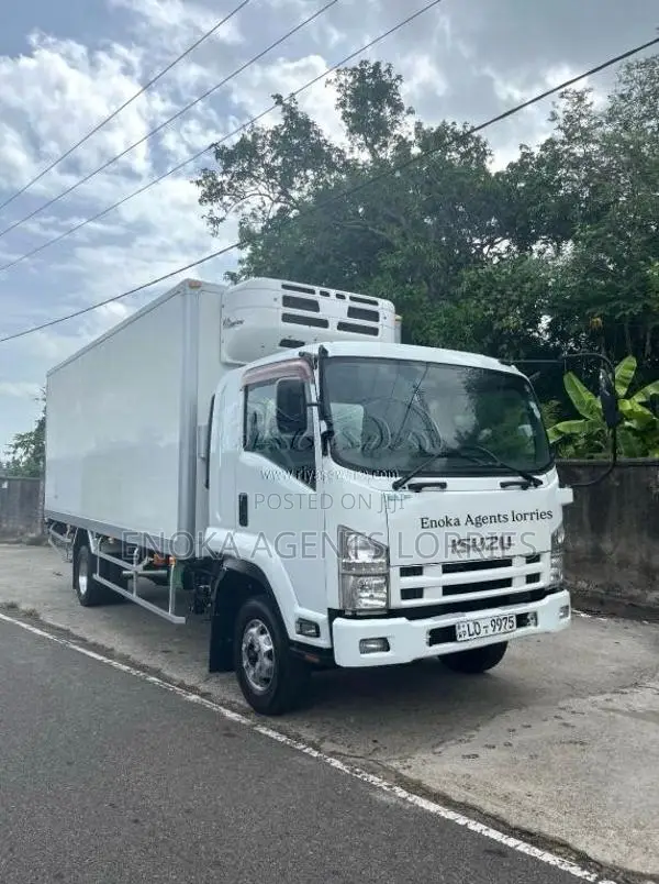 Isuzu 20ft Forward 2011 Lorry (Used)