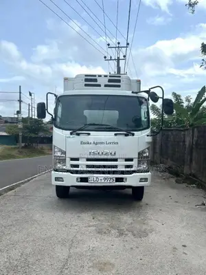 Isuzu 20ft Forward 2011 Lorry (Used)