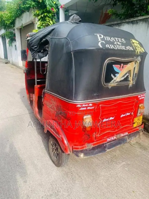 Bajaj RE 2 Stroke 2003 Three Wheel (Used)