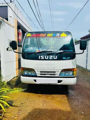 Isuzu ELF 2000 Lorry (Used)