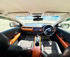 Honda Vezel 2014 SUV (Used)
